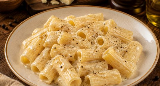 TORTIGLIONI CACIO E PEPE