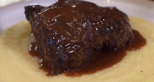 GUANCIA DI MANZO SU CREMA DI PATATE