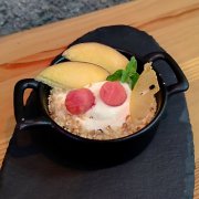 TOFU MANDORLA E FRUTTA