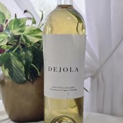 DEJOLA