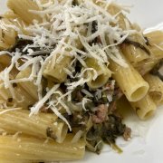PASTA CON SALSICCIA E FRIARIELLI.
