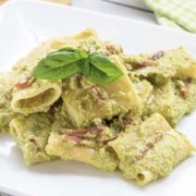 Paccheri mit K&uuml;rbis, Garnelen und Tr&uuml;ffel
