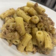 MACCHERONCINI CON RAGU DEL CORTILE