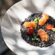 TINTENFISCH-TINTEN-CARNAROLI-RISOTTO