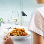 LINGUINE WITH SCAMPI