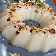 BIANCO MANGIARE ALLE MANDORLE E CRUN