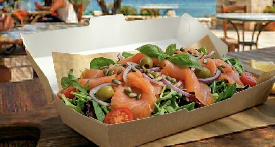 INSALATA DI SALMONE AFFUMICATO