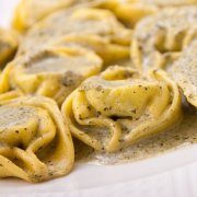 TORTELLINO AL TARTUFO