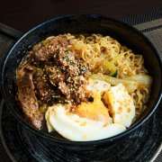 BEEF RAMEN PICCANTE