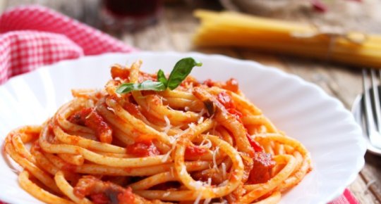 SPAGHETTI ALL&rsquo;AMATRICIANA