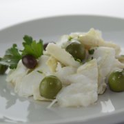 BACCAL&Agrave; ALL'INSALATA CON PAPACELLE